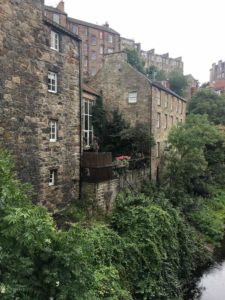 deanvillage-edimbourg-travelandcoconut