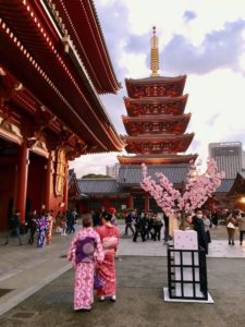 sensoji-tokyo-travelandcoconut